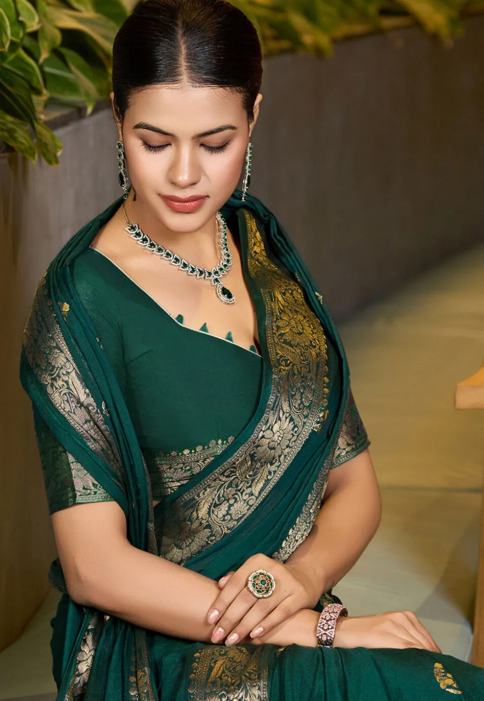 Woven Cotton Silk Saree in Dark Green