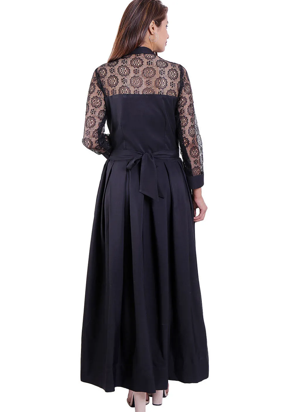 Woven Crepe Pleated Dress in Black