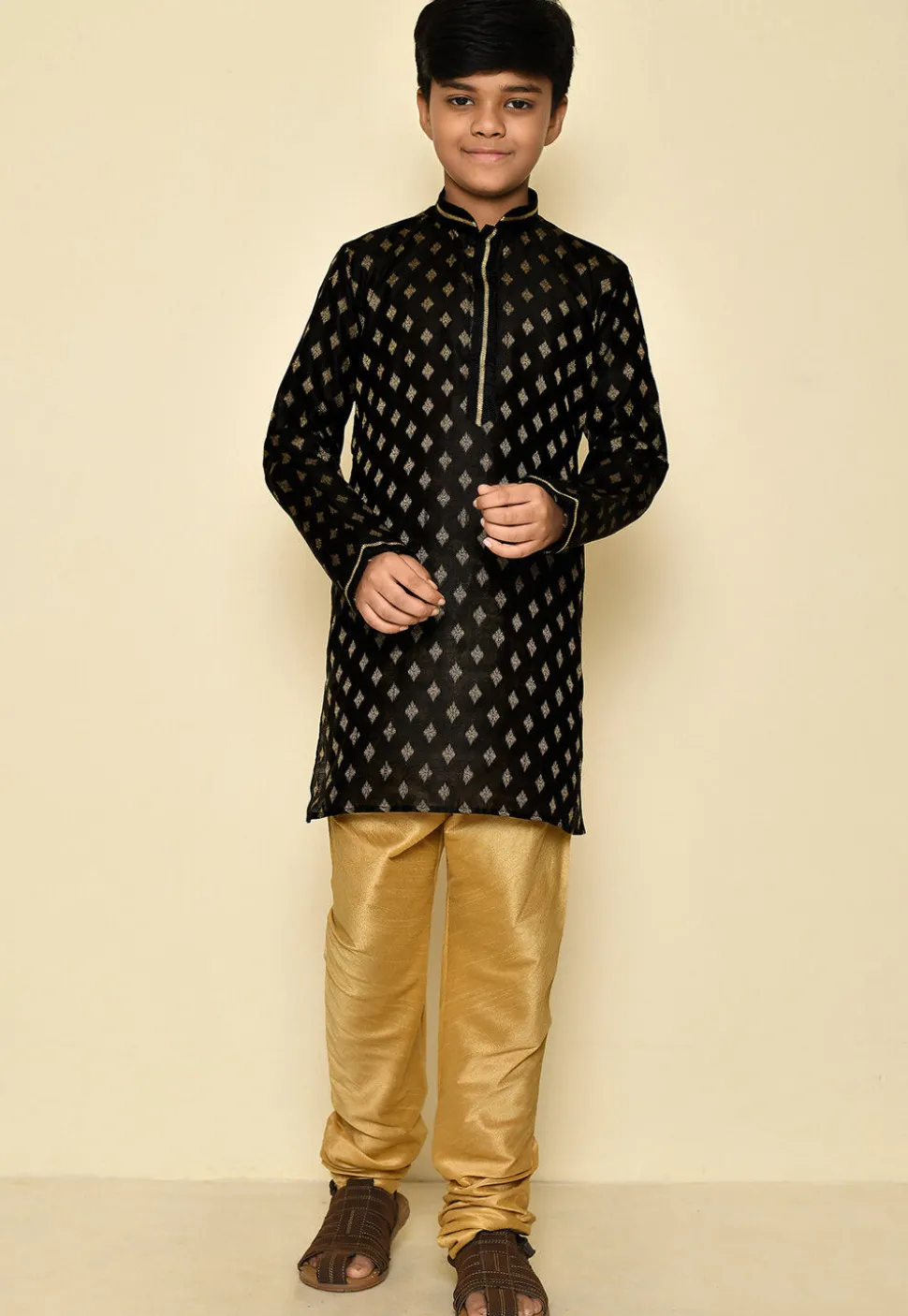 Woven Dupion Silk Kurta in Black