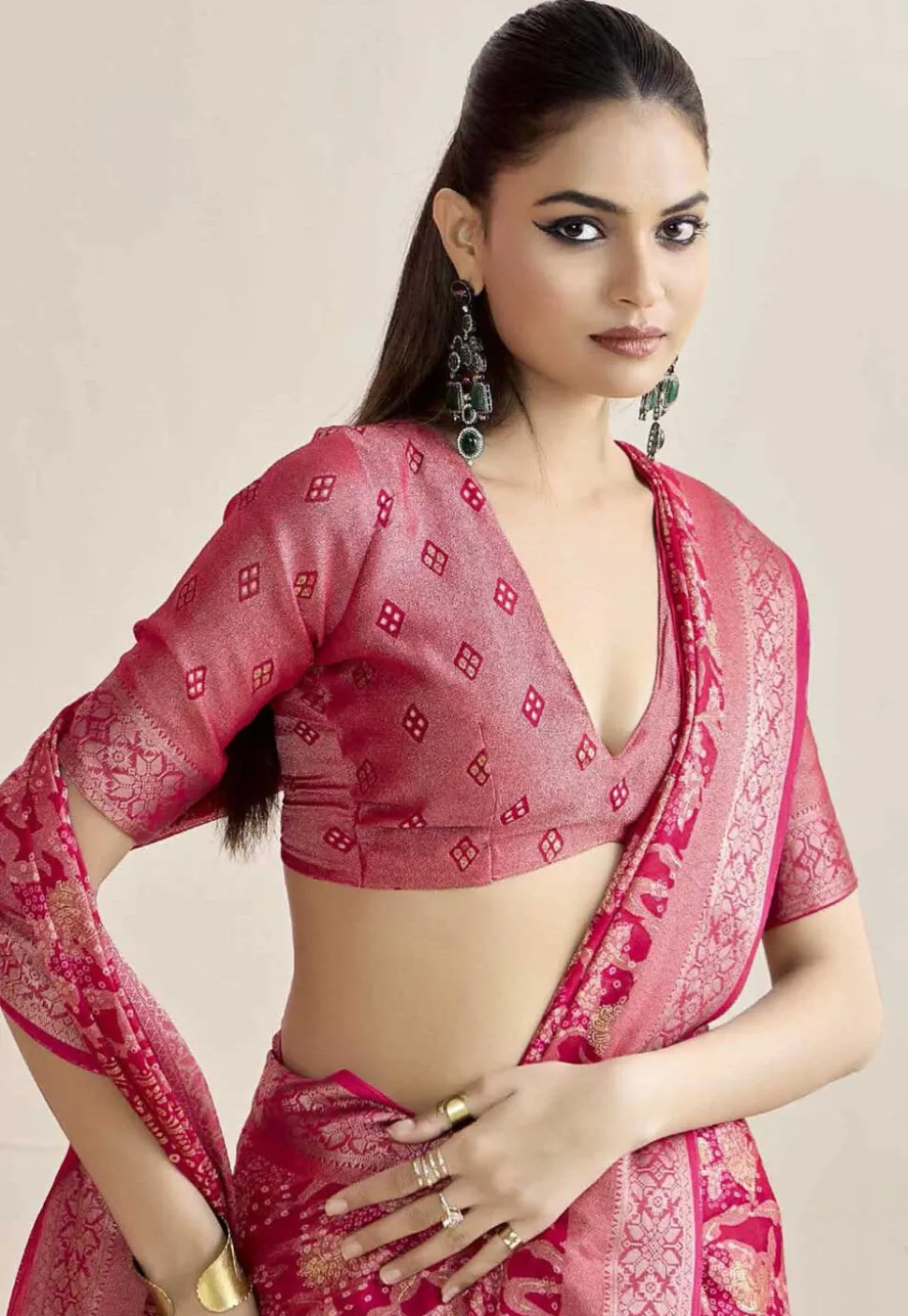 Woven Georgette Brasso Saree in Fuchsia