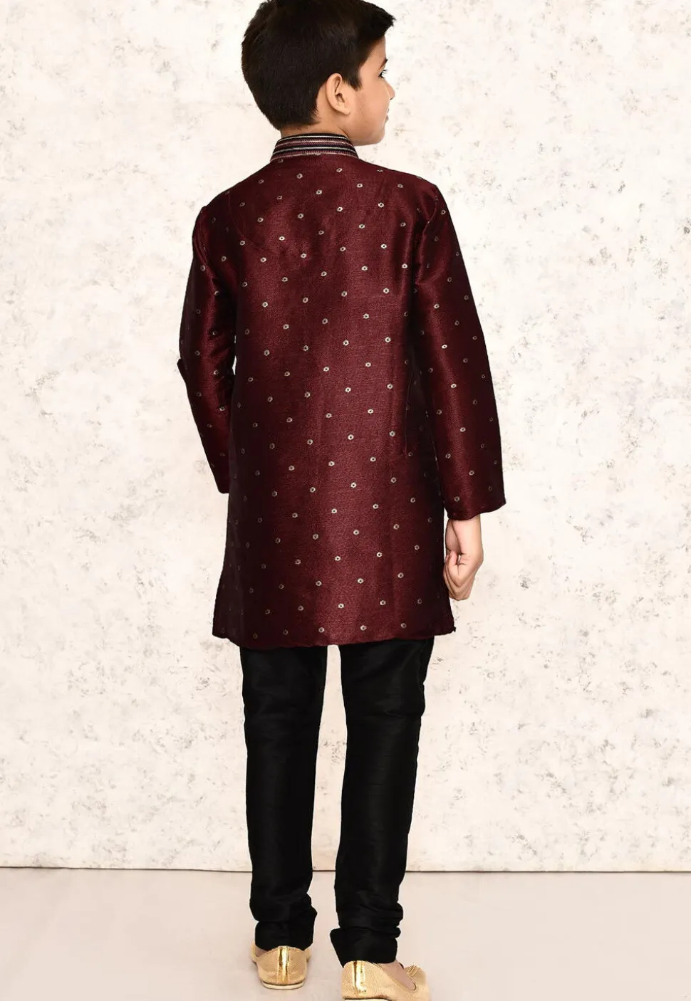 Woven Jute Silk Jacquard Kurta Set in Maroon