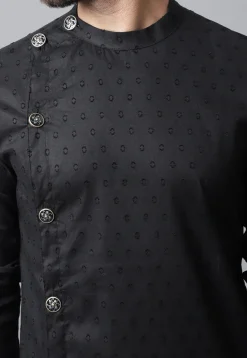 Woven Pure Cotton Dobby Kurta in Black