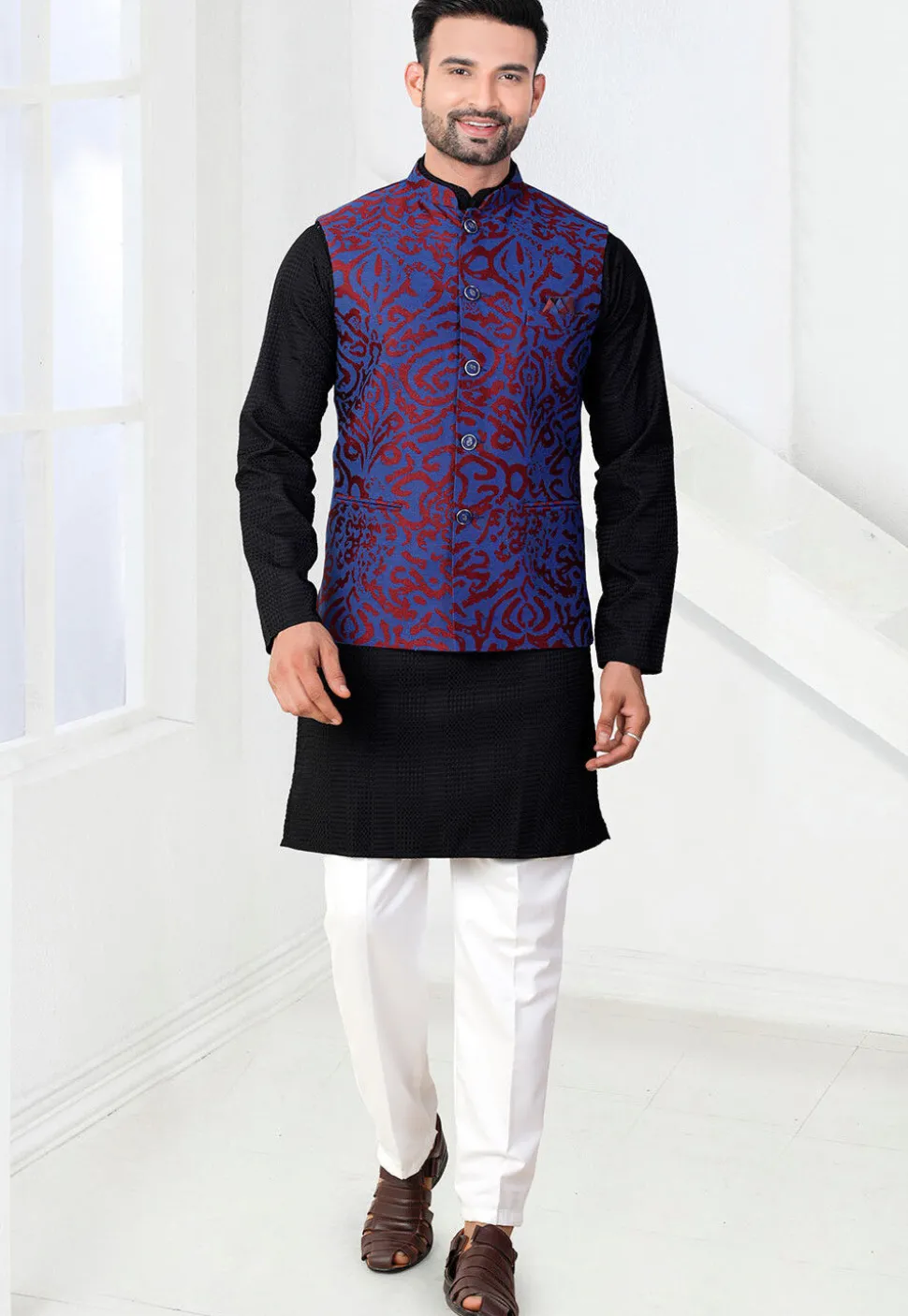 Woven Rayon Kurta Set in Black and Blue