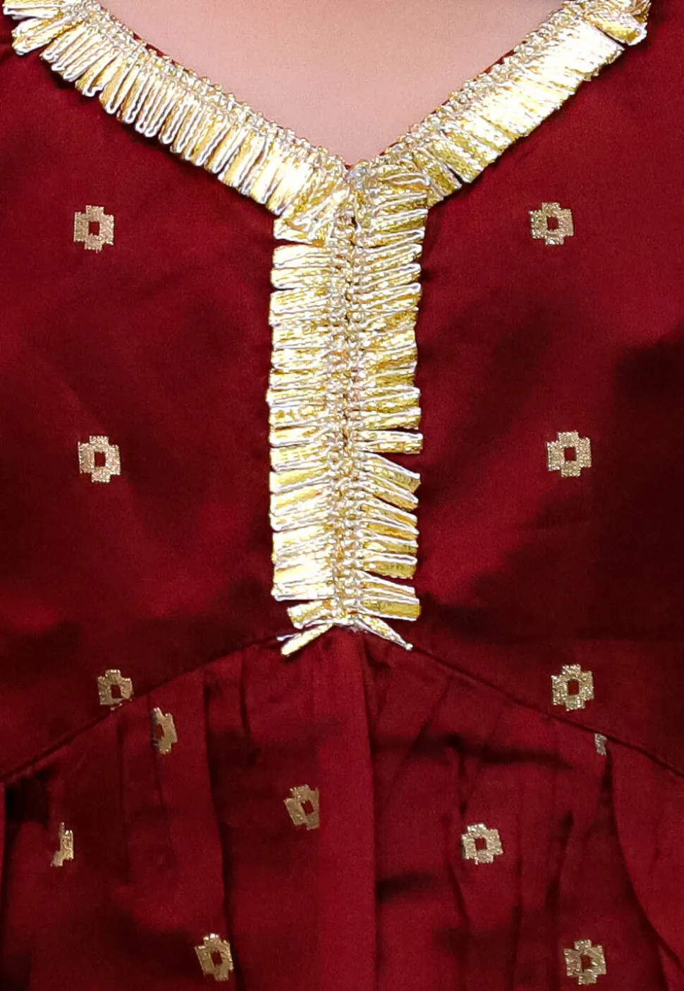 Woven Taffeta Silk Jacquard in Maroon