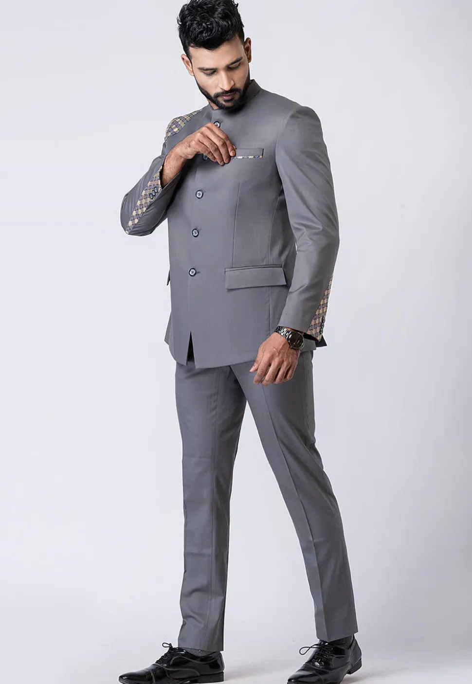 Woven Trim Polyester Jodhpuri Suit in Grey